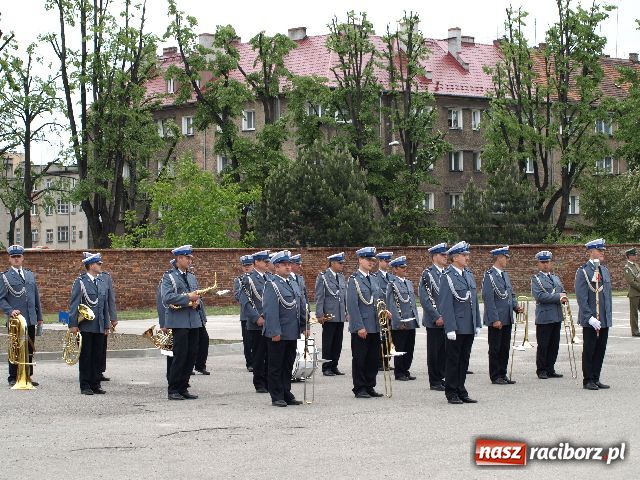Zdjęcie w galerii na portalu naszraciborz.pl: Zostaje tylko wierzyć wiadomości z regionu