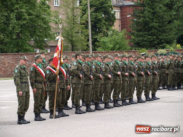Zdjęcie w galerii na portalu naszraciborz.pl: Zostaje tylko wierzyć wiadomości z regionu
