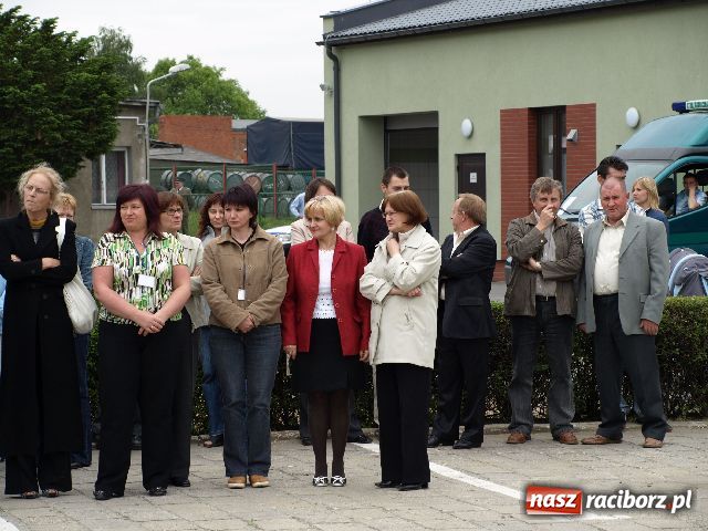 Zdjęcie w galerii na portalu naszraciborz.pl: Zostaje tylko wierzyć wiadomości z regionu