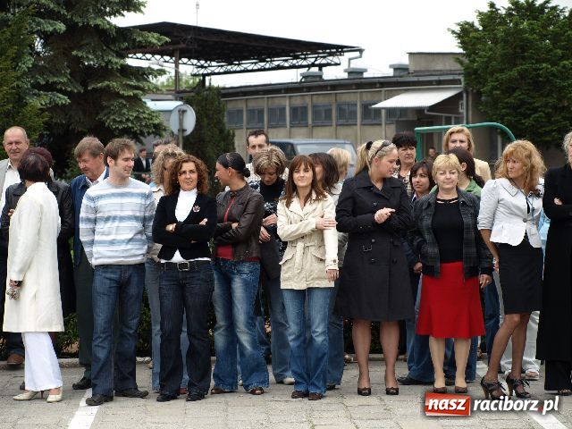 Zdjęcie w galerii na portalu naszraciborz.pl: Zostaje tylko wierzyć wiadomości z regionu