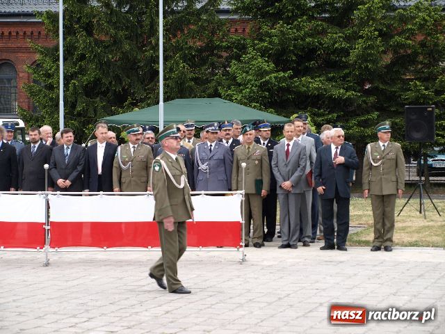 Zdjęcie w galerii na portalu naszraciborz.pl: Zostaje tylko wierzyć wiadomości z regionu