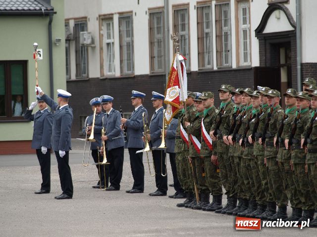 Zdjęcie w galerii na portalu naszraciborz.pl: Zostaje tylko wierzyć wiadomości z regionu