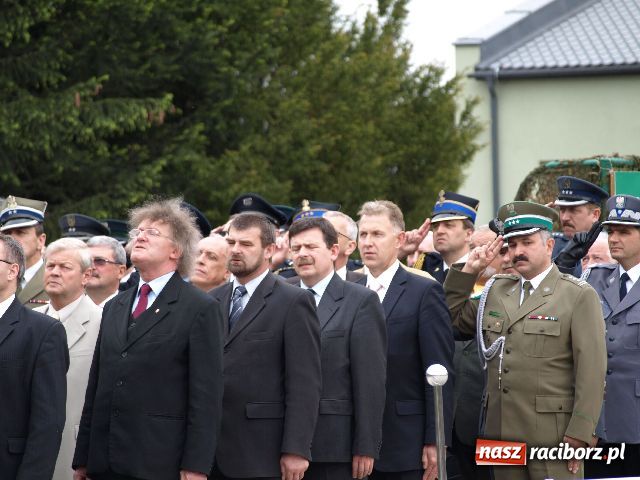 Zdjęcie w galerii na portalu naszraciborz.pl: Zostaje tylko wierzyć wiadomości z regionu