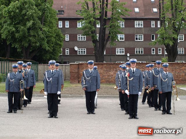 Zdjęcie w galerii na portalu naszraciborz.pl: Zostaje tylko wierzyć wiadomości z regionu