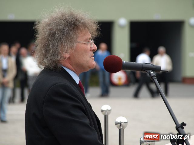 Zdjęcie w galerii na portalu naszraciborz.pl: Zostaje tylko wierzyć wiadomości z regionu