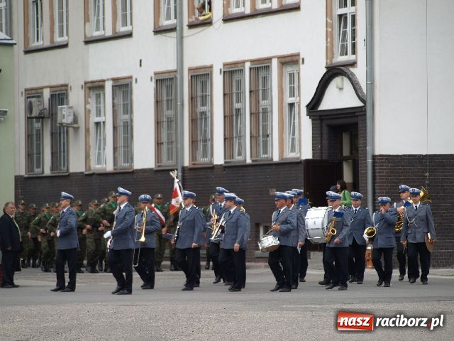 Zdjęcie w galerii na portalu naszraciborz.pl: Zostaje tylko wierzyć wiadomości z regionu