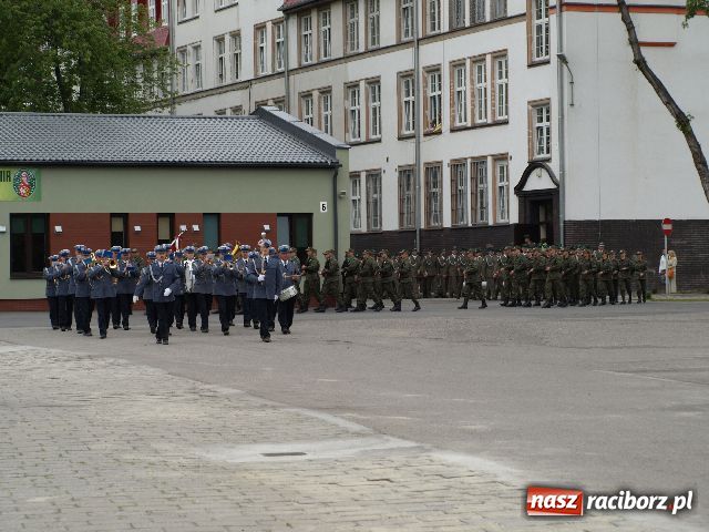 Zdjęcie w galerii na portalu naszraciborz.pl: Zostaje tylko wierzyć wiadomości z regionu