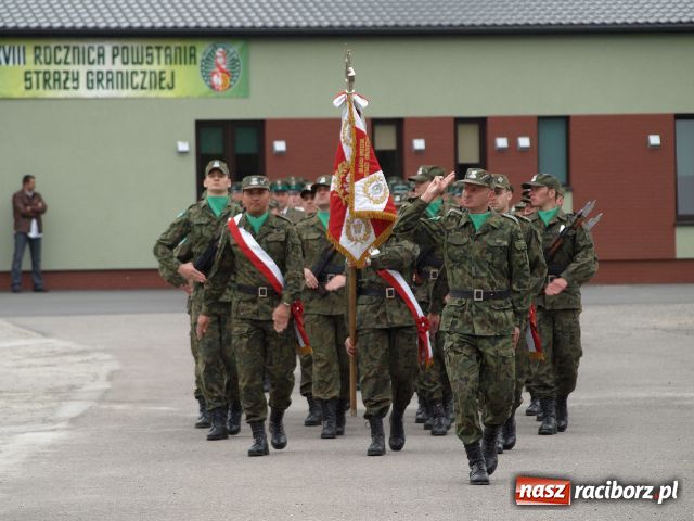 Zdjęcie w galerii na portalu naszraciborz.pl: Zostaje tylko wierzyć wiadomości z regionu