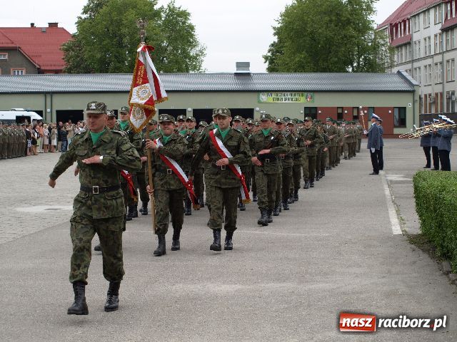 Zdjęcie w galerii na portalu naszraciborz.pl: Zostaje tylko wierzyć wiadomości z regionu