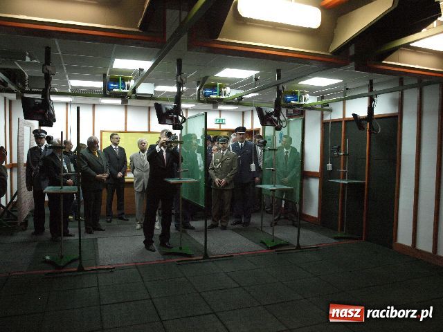 Zdjęcie w galerii na portalu naszraciborz.pl: Zostaje tylko wierzyć wiadomości z regionu