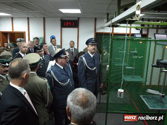 Zdjęcie w galerii na portalu naszraciborz.pl: Zostaje tylko wierzyć wiadomości z regionu