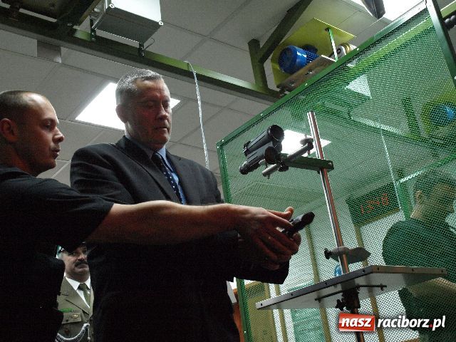 Zdjęcie w galerii na portalu naszraciborz.pl: Zostaje tylko wierzyć wiadomości z regionu