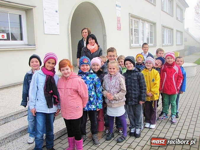 Zdjęcie w galerii na portalu naszraciborz.pl: Plac zabaw na Ocicach jest już oficjalnie otwarty wiadomości z regionu