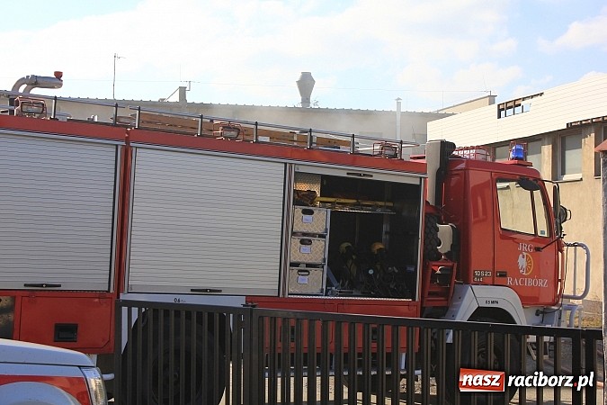 Zdjęcie w galerii na portalu naszraciborz.pl: 20 tys. zł strat po pożarze w firmie na Ostrogu wiadomości z regionu