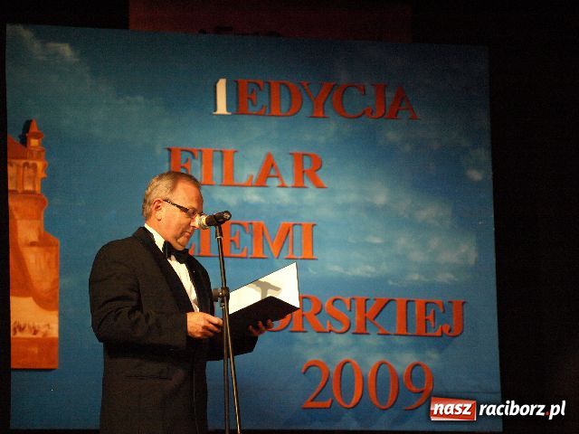 Zdjęcie w galerii na portalu naszraciborz.pl: Tajemnicza wyspa bez złych duchów wiadomości z regionu