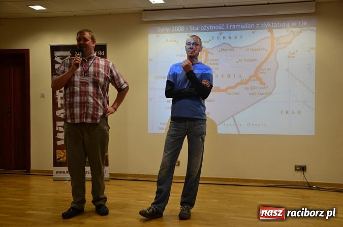 Zdjęcie w galerii na portalu naszraciborz.pl: Blok szkolny rozpoczął WIATRAKI 2013 wiadomości z regionu