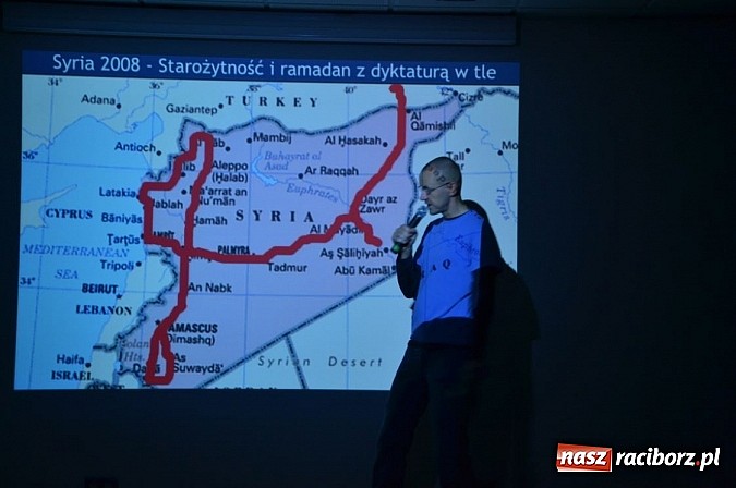 Zdjęcie w galerii na portalu naszraciborz.pl: Blok szkolny rozpoczął WIATRAKI 2013 wiadomości z regionu