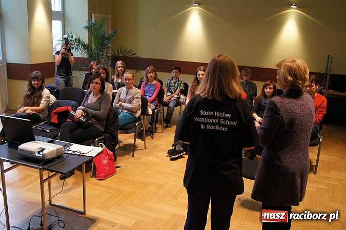 Zdjęcie w galerii na portalu naszraciborz.pl: W RCK podsumowali warsztaty fotograficzne wiadomości z regionu