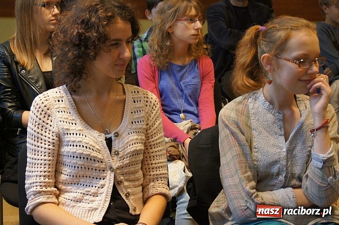 Zdjęcie w galerii na portalu naszraciborz.pl: W RCK podsumowali warsztaty fotograficzne wiadomości z regionu