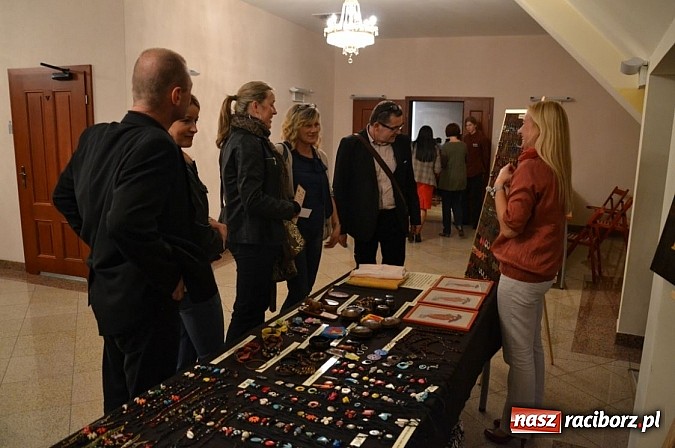 Zdjęcie w galerii na portalu naszraciborz.pl: Na zamku ruszyły 10. jubileuszowe Wiatraki wiadomości z regionu