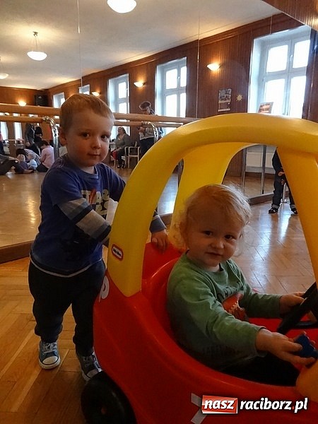 Zdjęcie w galerii na portalu naszraciborz.pl: W Strzesze ruszyła trzecia grupa Fiku-miku wiadomości z regionu