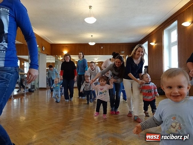 Zdjęcie w galerii na portalu naszraciborz.pl: W Strzesze ruszyła trzecia grupa Fiku-miku wiadomości z regionu