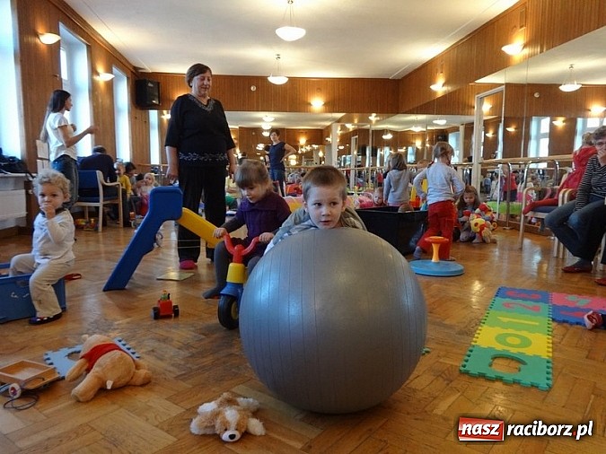 Zdjęcie w galerii na portalu naszraciborz.pl: W Strzesze ruszyła trzecia grupa Fiku-miku wiadomości z regionu