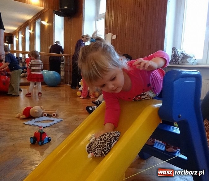 Zdjęcie w galerii na portalu naszraciborz.pl: W Strzesze ruszyła trzecia grupa Fiku-miku wiadomości z regionu