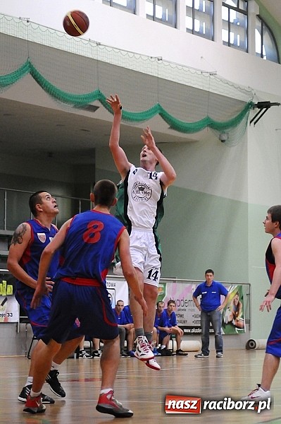 Zdjęcie w galerii na portalu naszraciborz.pl: Koszykówka. Dobry początek, słaby koniec wiadomości z regionu