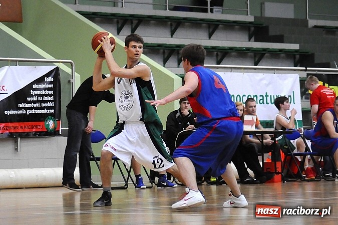 Zdjęcie w galerii na portalu naszraciborz.pl: Koszykówka. Dobry początek, słaby koniec wiadomości z regionu