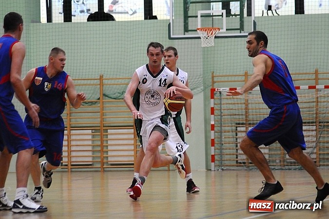 Zdjęcie w galerii na portalu naszraciborz.pl: Koszykówka. Dobry początek, słaby koniec wiadomości z regionu