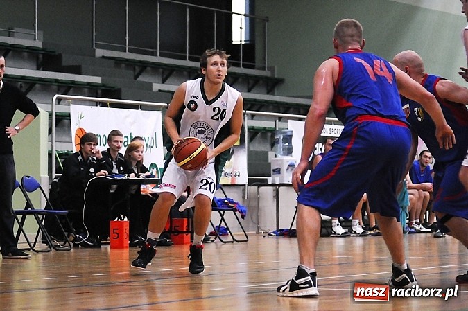 Zdjęcie w galerii na portalu naszraciborz.pl: Koszykówka. Dobry początek, słaby koniec wiadomości z regionu