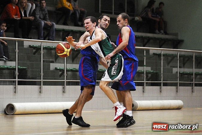 Zdjęcie w galerii na portalu naszraciborz.pl: Koszykówka. Dobry początek, słaby koniec wiadomości z regionu