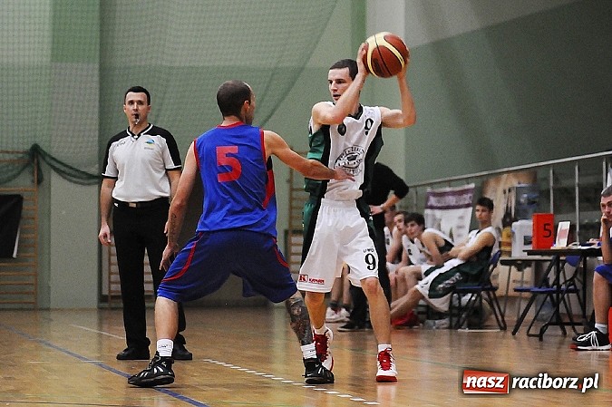 Zdjęcie w galerii na portalu naszraciborz.pl: Koszykówka. Dobry początek, słaby koniec wiadomości z regionu