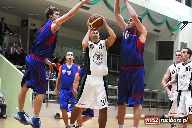 Zdjęcie w galerii na portalu naszraciborz.pl: Koszykówka. Dobry początek, słaby koniec wiadomości z regionu