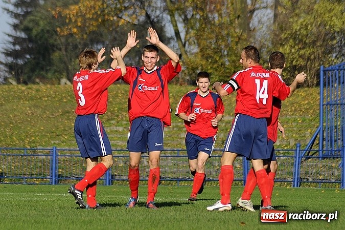 Zdjęcie w galerii na portalu naszraciborz.pl: Sensacja przy Srebrnej. Unia pokonała Krupińskiego Suszec wiadomości z regionu
