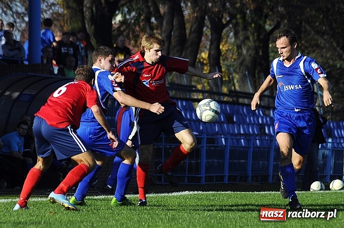 Zdjęcie w galerii na portalu naszraciborz.pl: Sensacja przy Srebrnej. Unia pokonała Krupińskiego Suszec wiadomości z regionu