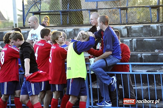 Zdjęcie w galerii na portalu naszraciborz.pl: Sensacja przy Srebrnej. Unia pokonała Krupińskiego Suszec wiadomości z regionu