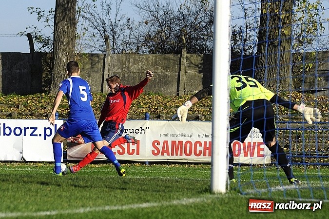 Zdjęcie w galerii na portalu naszraciborz.pl: Sensacja przy Srebrnej. Unia pokonała Krupińskiego Suszec wiadomości z regionu