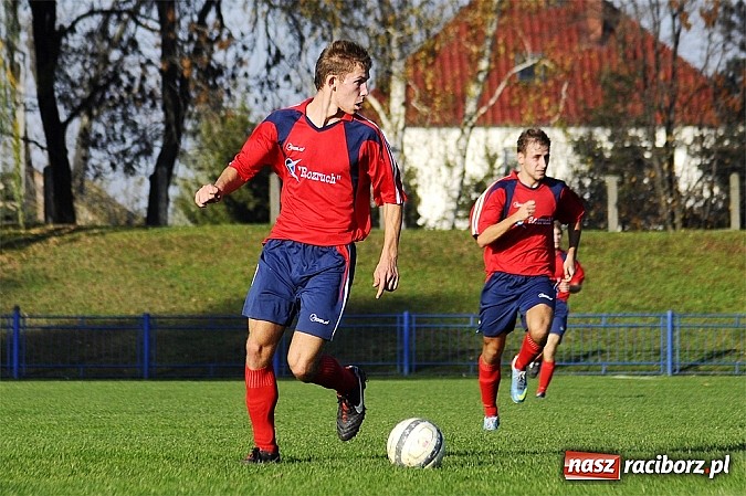 Zdjęcie w galerii na portalu naszraciborz.pl: Sensacja przy Srebrnej. Unia pokonała Krupińskiego Suszec wiadomości z regionu