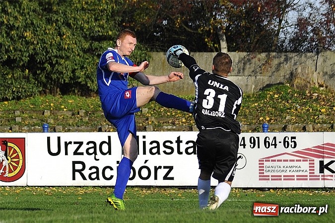 Zdjęcie w galerii na portalu naszraciborz.pl: Sensacja przy Srebrnej. Unia pokonała Krupińskiego Suszec wiadomości z regionu