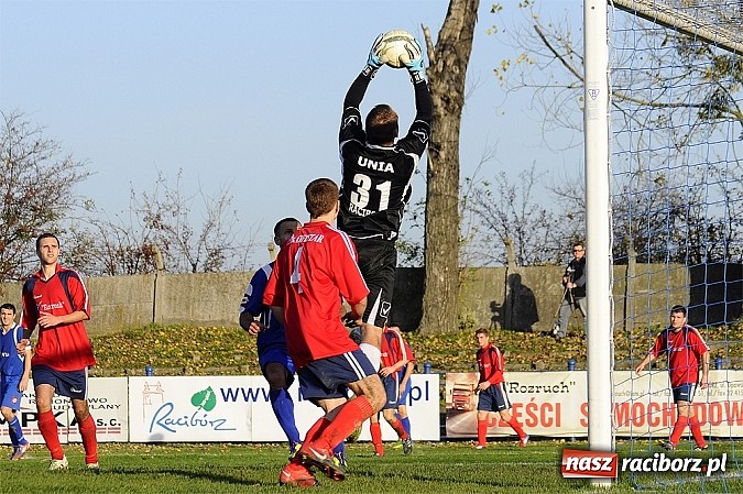 Zdjęcie w galerii na portalu naszraciborz.pl: Sensacja przy Srebrnej. Unia pokonała Krupińskiego Suszec wiadomości z regionu
