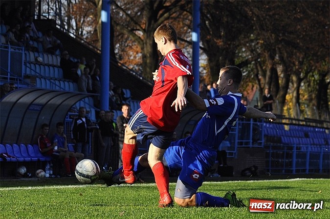 Zdjęcie w galerii na portalu naszraciborz.pl: Sensacja przy Srebrnej. Unia pokonała Krupińskiego Suszec wiadomości z regionu