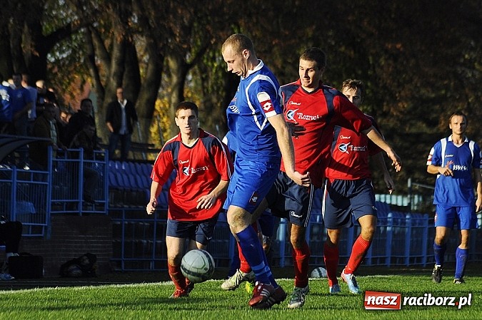 Zdjęcie w galerii na portalu naszraciborz.pl: Sensacja przy Srebrnej. Unia pokonała Krupińskiego Suszec wiadomości z regionu