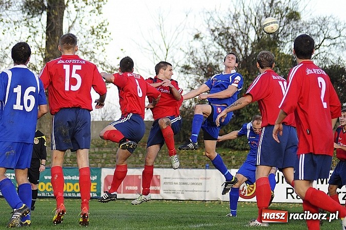 Zdjęcie w galerii na portalu naszraciborz.pl: Sensacja przy Srebrnej. Unia pokonała Krupińskiego Suszec wiadomości z regionu