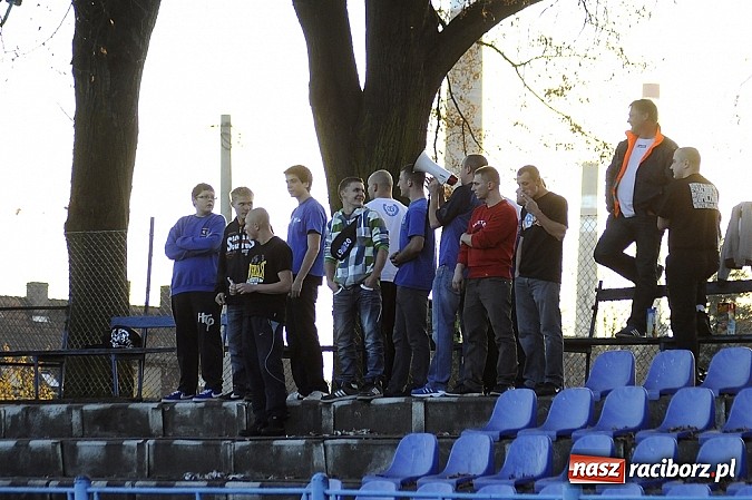 Zdjęcie w galerii na portalu naszraciborz.pl: Sensacja przy Srebrnej. Unia pokonała Krupińskiego Suszec wiadomości z regionu