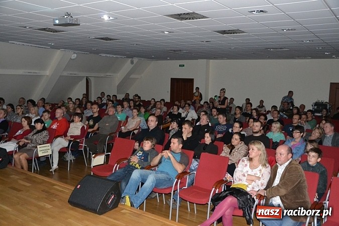 Zdjęcie w galerii na portalu naszraciborz.pl: Wiatraki 2013 na zamku - dzień drugi wiadomości z regionu