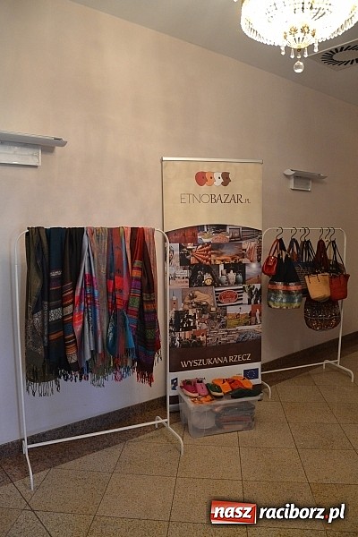 Zdjęcie w galerii na portalu naszraciborz.pl: Wiatraki 2013 na zamku - dzień drugi wiadomości z regionu