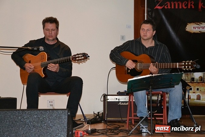 Zdjęcie w galerii na portalu naszraciborz.pl: Wiatraki 2013 na zamku - dzień drugi wiadomości z regionu