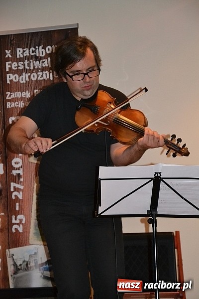 Zdjęcie w galerii na portalu naszraciborz.pl: Wiatraki 2013 na zamku - dzień drugi wiadomości z regionu